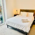 Mordern Apartment In Dublin City Centre