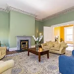 Munster Apartment , 7 Henrietta Street, Dublin City Centre
