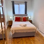 Central 2Bd Townhouse In The Heart Of Dublin 1