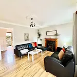 Central 2Bd Townhouse In The Heart Of Dublin 1
