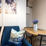Modern Studio Apt - 20 Min Walk To Ha Penny Bridge