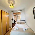 Cosy River View Flat At Temple Bar Dublin