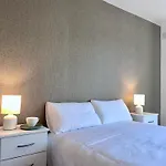 Central Dublin 2 Bed Apt Near City Centre