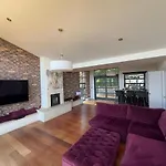 Dublin Mountain Retreat
