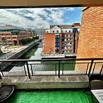 Customerhouse Dublin 1, Balcony View
