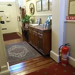 Gate Lodge B&B