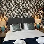 Avoca House B&B