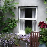 Harrington House Hostel