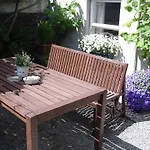 Harrington House Hostel