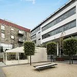 Cathedral Court