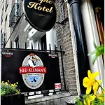 Maple Hotel