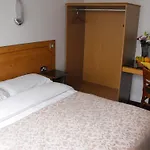 The Glen Guesthouse
