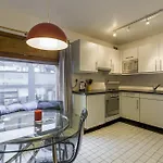 Temple Bar Apartments - Wellington Quay, City Centre