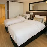 O\'Connell Bridge Apartments