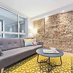 Temple Bar Crown Square Apartments