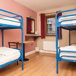 Isaacs Hostel
