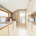 Modern 2 Bedroom Dublin Home