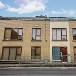 Hanbury Mews 4