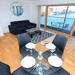 Magnificent Waterview Forbes Street