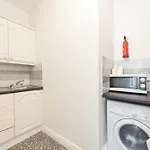 Trinity College Area Apartment