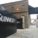 Georges Street Suite