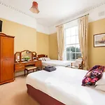 Abbeyleigh House