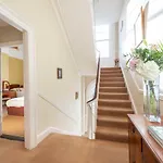 Abbeyleigh House