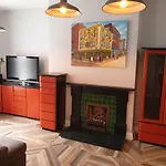 Luxury Artisan City Cottage
