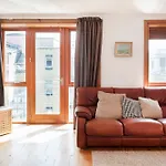 Metrostays - Temple Bar 25