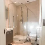 The Eamon Develara Suite