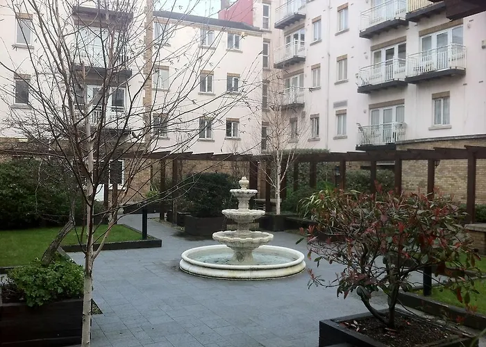 Abbey Court Apartments