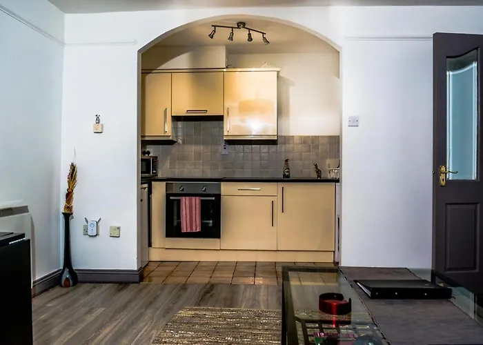 1 Bedroom Apartment By Trinity