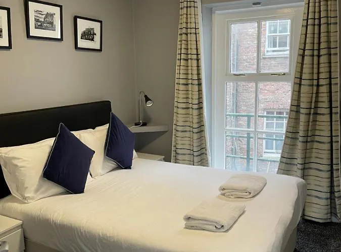 Temple Bar Apartments
