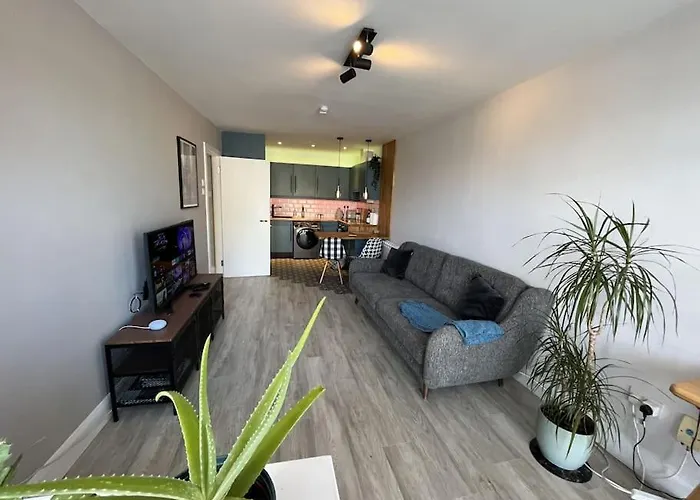 Parkgate Apartment