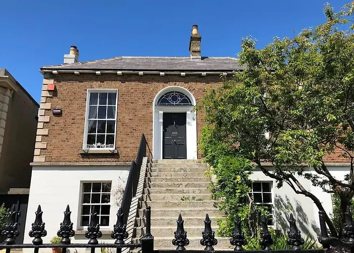Family Home In The Heart Of Dublin