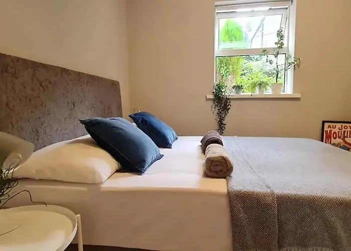 Blima Central Rooms