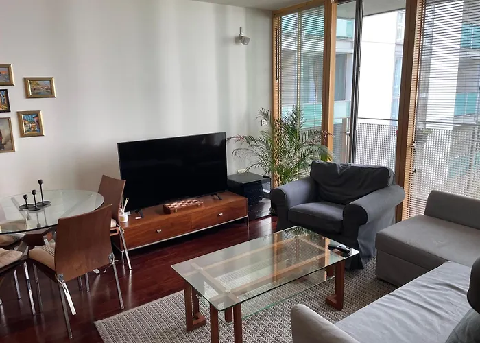 Apartment Close To Convention Centre
