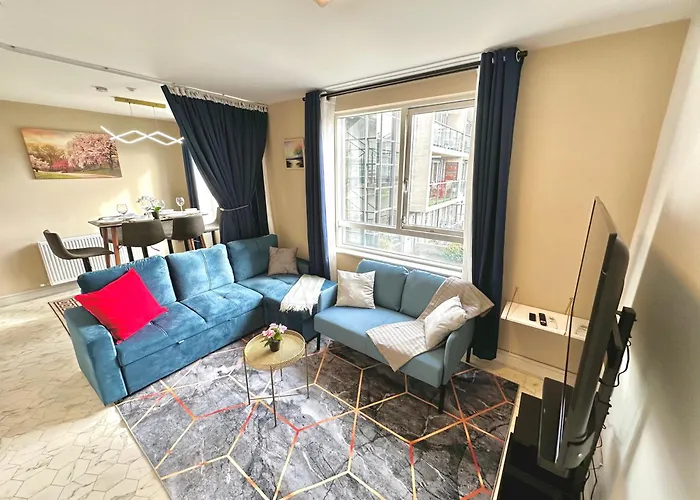 Modern 2Bedroom Oasis Near Dublin City Centre & Airport