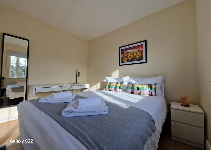 Warm Welcome Rooms