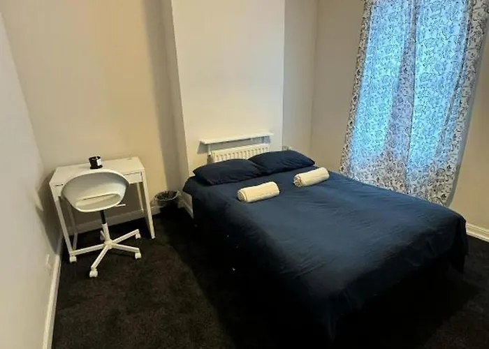 Superb Double Room Near Croke Park - 3