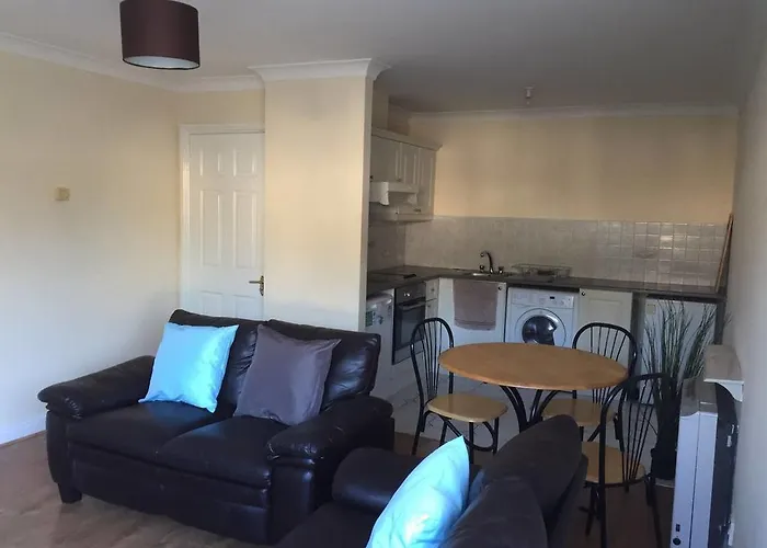 Swanward Court