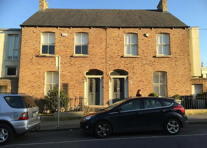 Montrose House