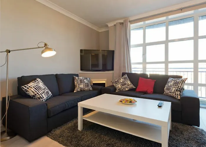 Pier 19 Apartment