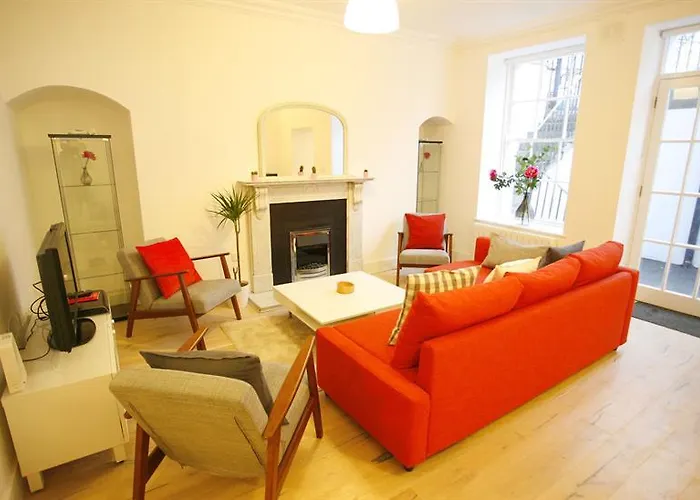 Short Let Direct - Mountjoy Square D1