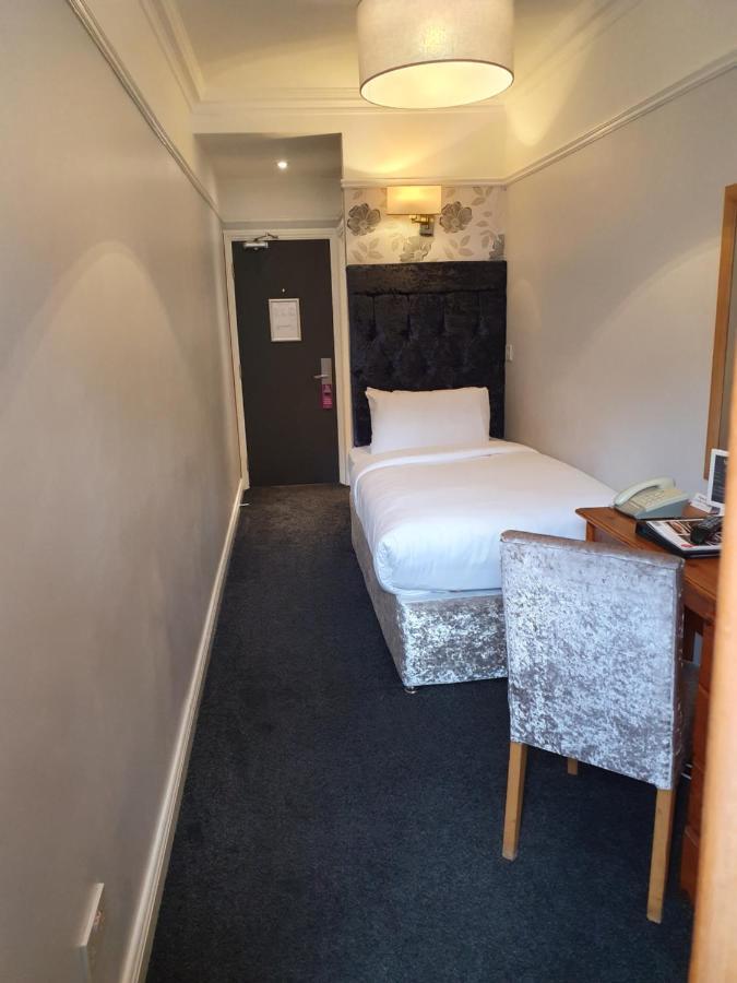 St George By Nina Hotel