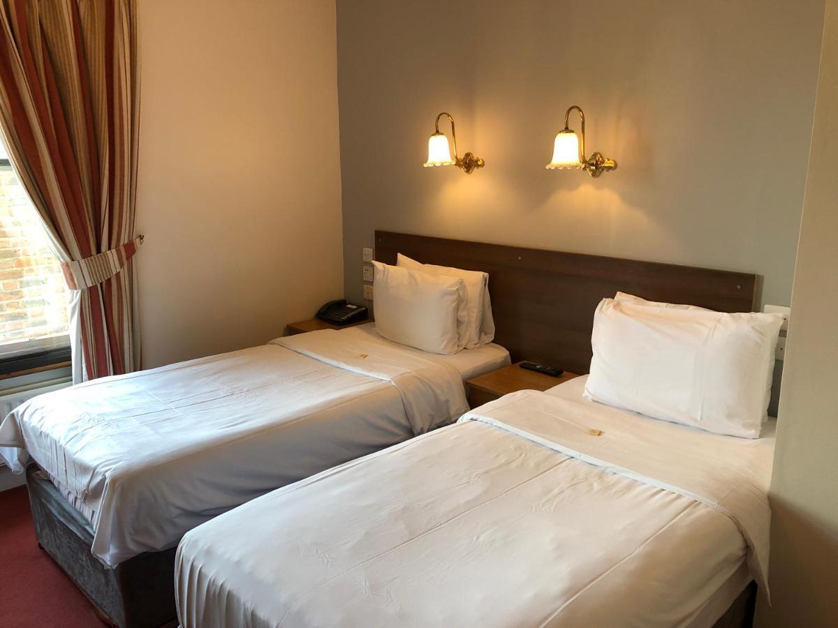 Guest house The Leeson 2*