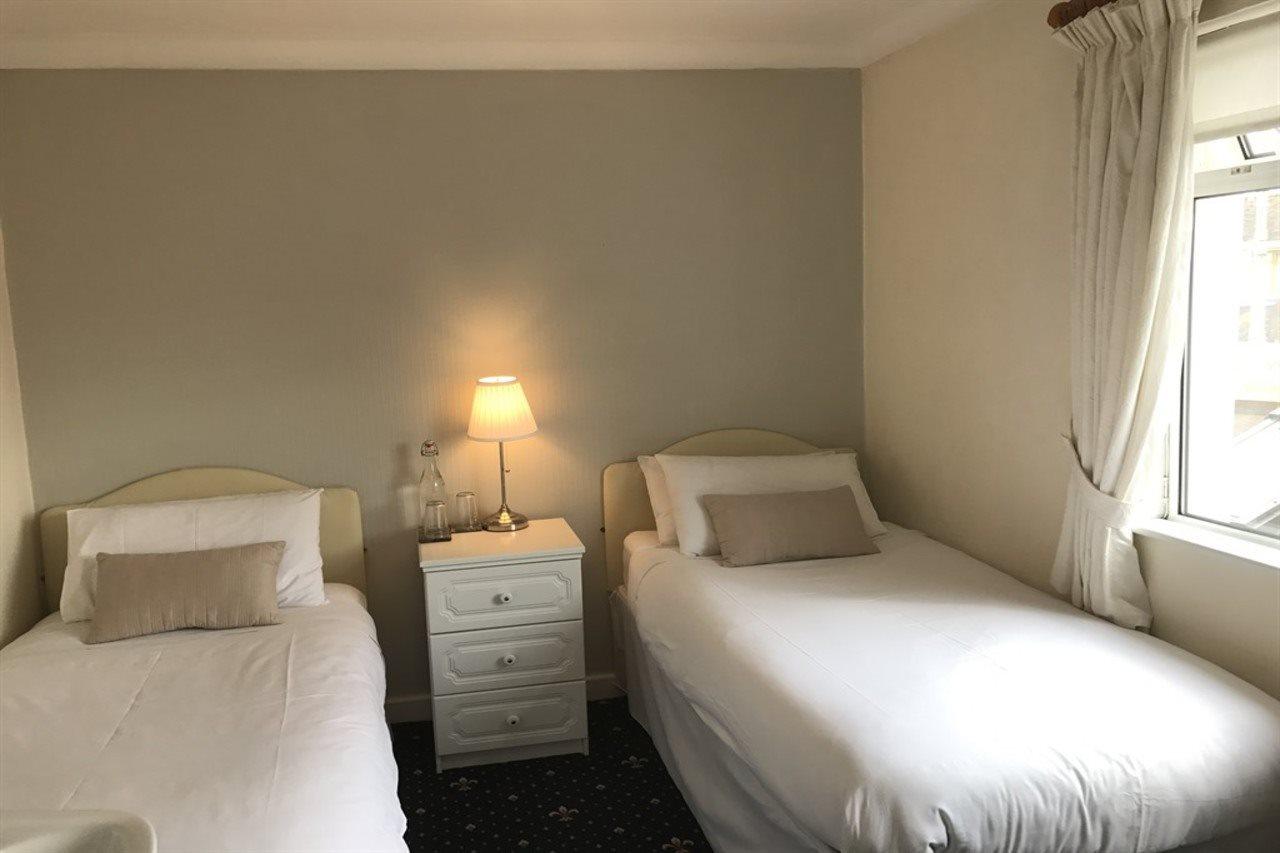 Almara Bed & Breakfast 3*