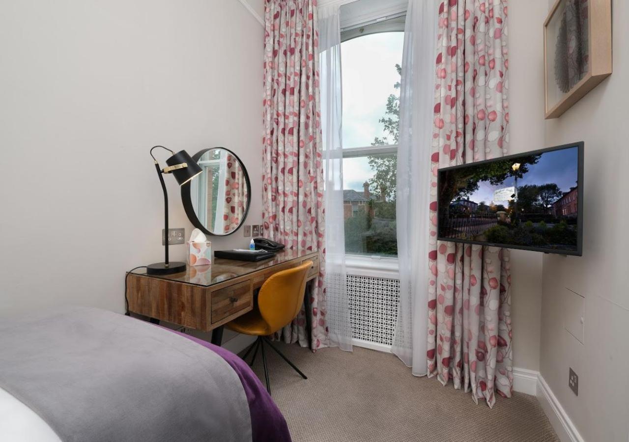 Roxford 3* Dublin
