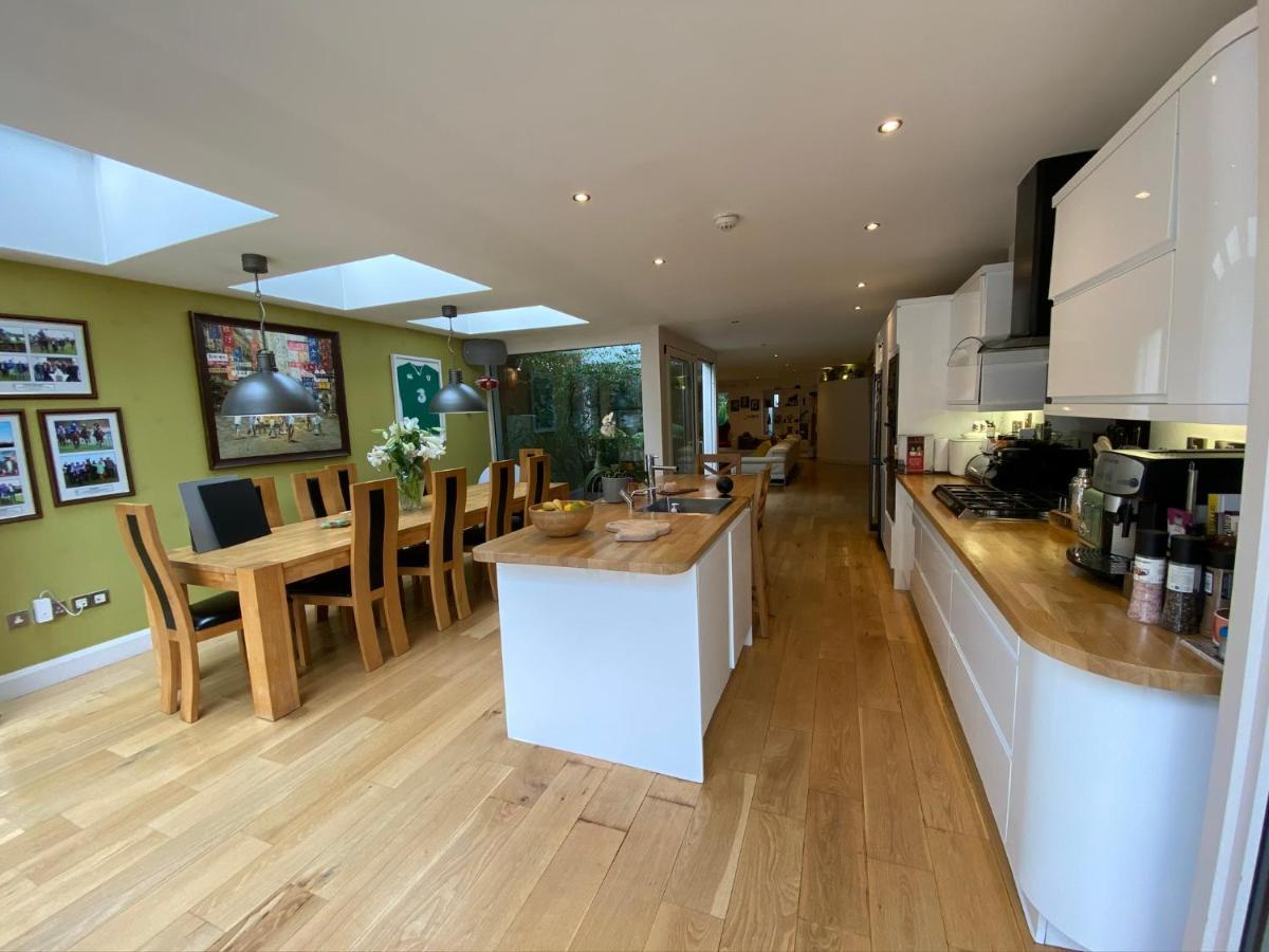 Stunning In The Heart Of Dalkey Holiday home