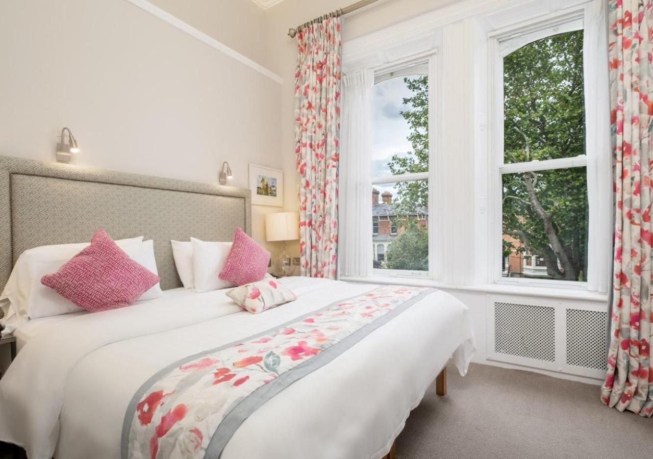 Roxford Hotel 3*